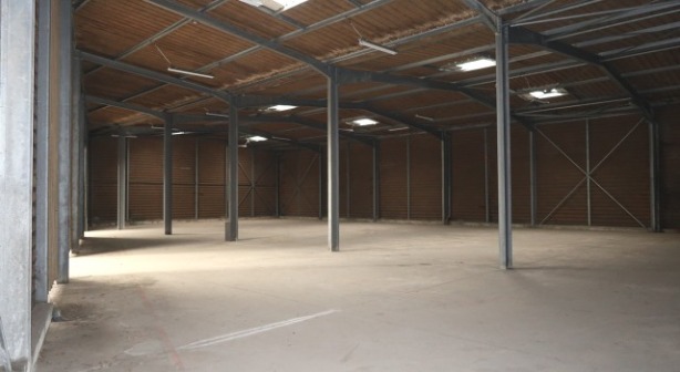 A vendre Bâtiment de stockage de 1700 m2 à Brest Kergaradec 