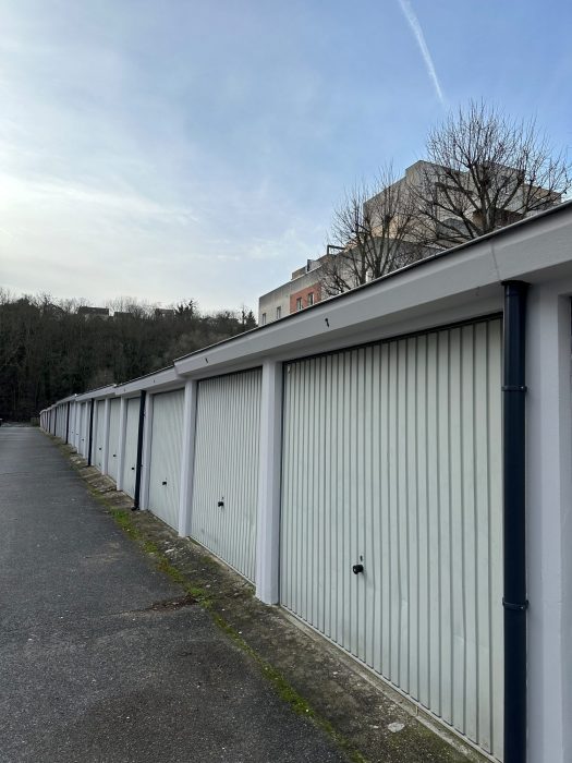 Location annuelle Garage/Parking MEAUX 77100 Seine et Marne FRANCE
