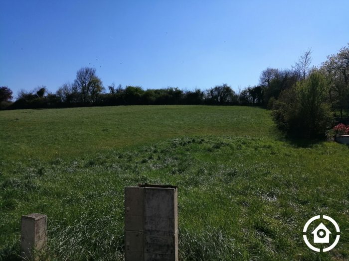 Terrain constructible à vendre, 1923 m² - Archiac 17520