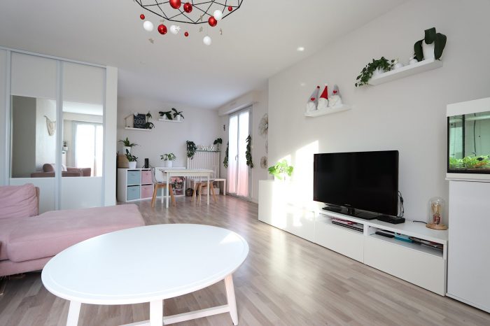 Appartement à vendre, 3 pièces - Orléans 45000