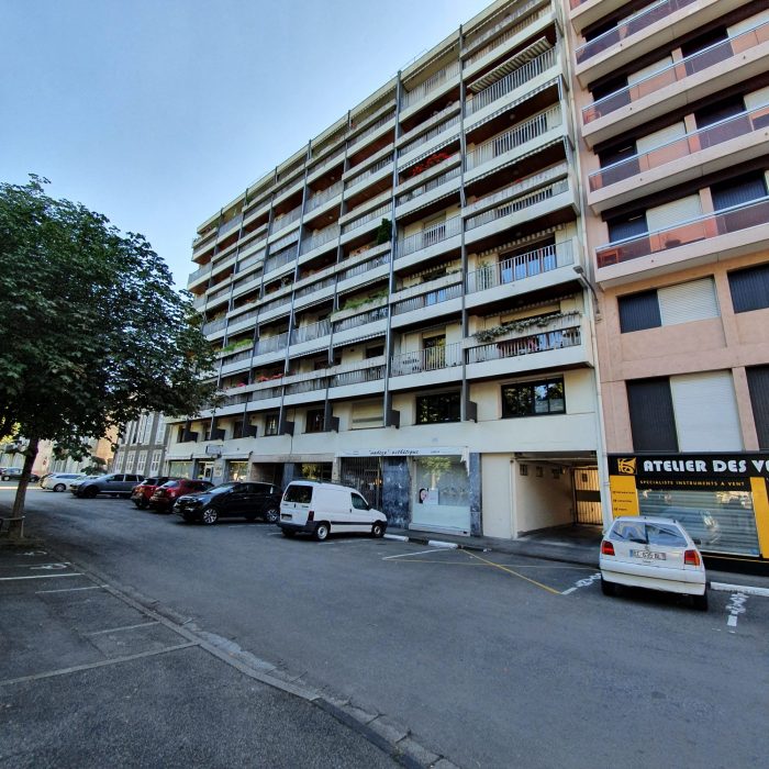 Appartement à vendre en viager, 4 pièces - Tarbes 65000