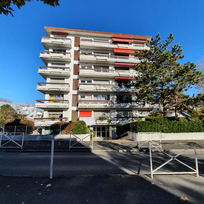 Appartement à vendre en viager, 3 pièces - Bayonne 64100