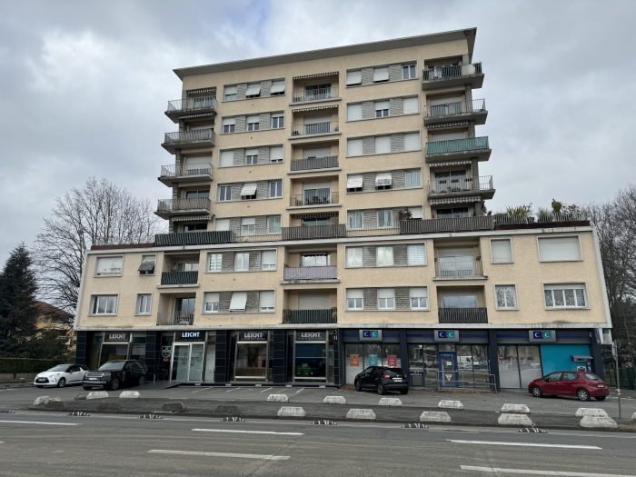 Appartement à vendre en viager, 4 pièces - Pau 64000