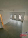 Immeuble de 5 appartements + local Commercial de 223m²