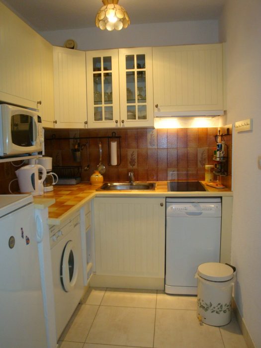 Appartement à louer, 2 pièces - Cavalaire-sur-Mer 83240