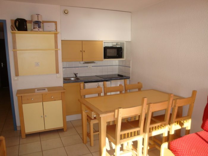 Appartement à louer, 2 pièces - Cavalaire-sur-Mer 83240