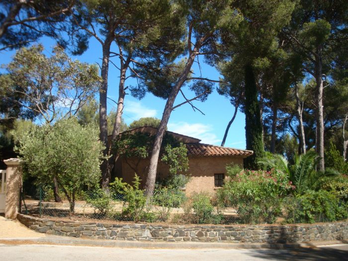 Maison plain-pied à louer, 4 pièces - Cavalaire-sur-Mer 83240