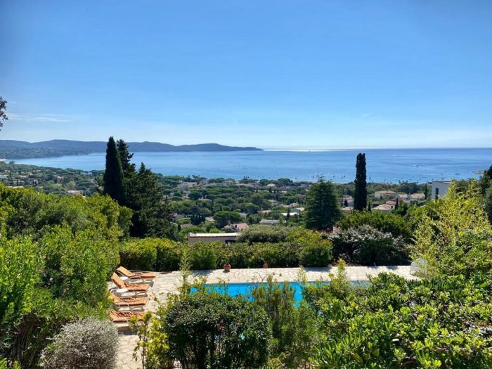 Villa à louer, 6 pièces - Cavalaire-sur-Mer 83240