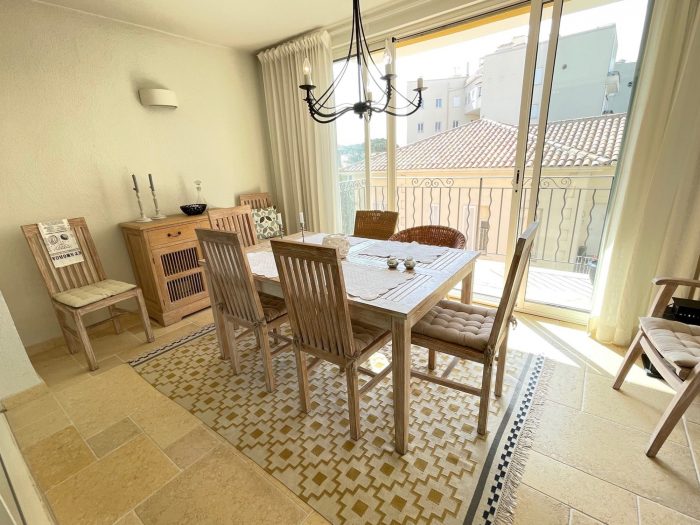 Apartment for sale, 3 rooms - Sainte-Maxime 83120