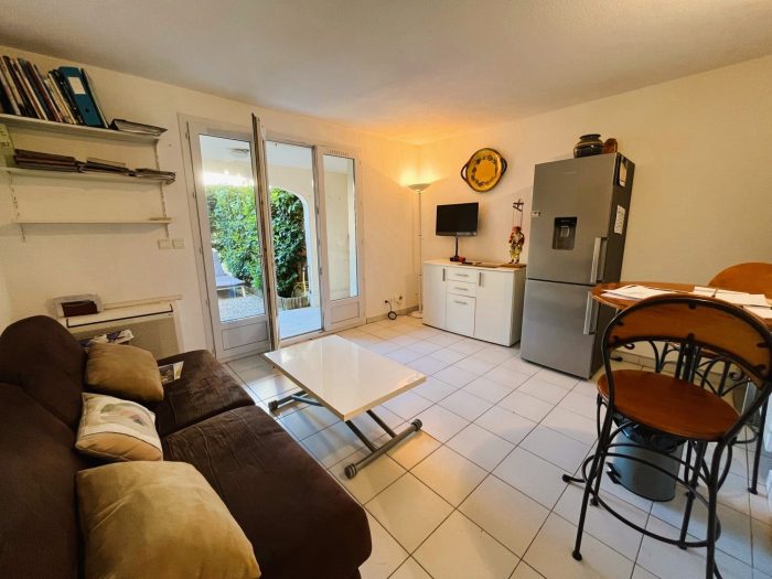 Apartment for sale, 2 rooms - La Croix-Valmer 83420