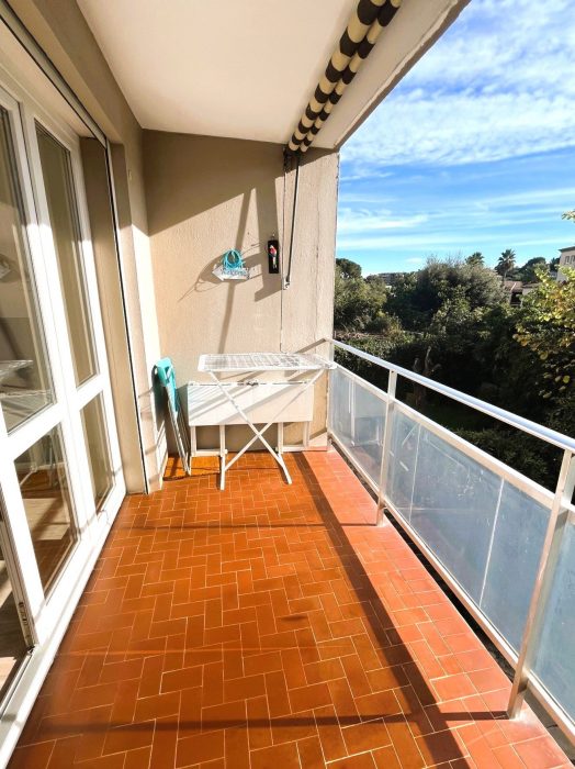 Appartement à vendre, 3 pièces - Cavalaire-sur-Mer 83240