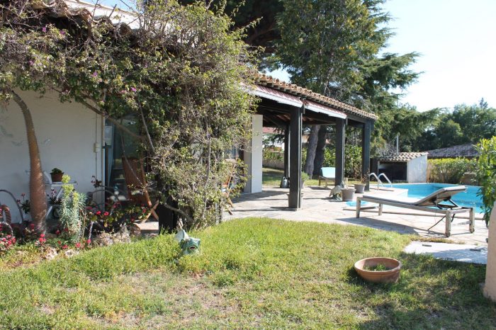 Single storey house for sale, 4 rooms - Cavalaire-sur-Mer 83240