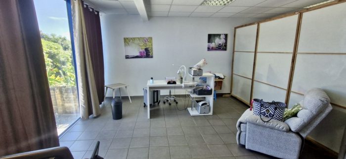 Bureau à louer, 72 m² - Arue 98701