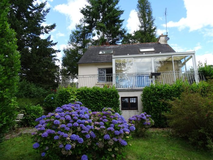 Photo COTES D'ARMOR, proche de Mûr-de-Bretagne.  Une maison individuelle de 3 chambres à vendre avec vue sur le lac de Guerlédan image 25/26