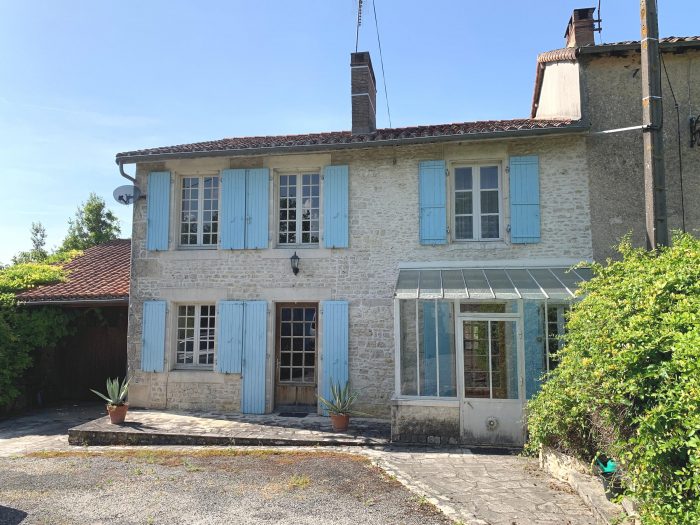 Vente Maison/Villa POURSAC 16700 Charente FRANCE