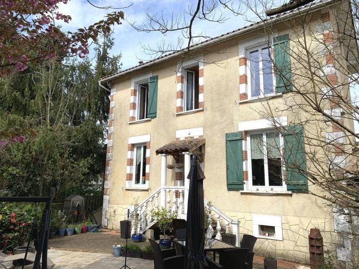 Vente Maison/Villa CHASSENON 16150 Charente FRANCE