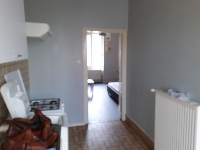 Appartement à louer, 2 pièces - Montluçon 03100