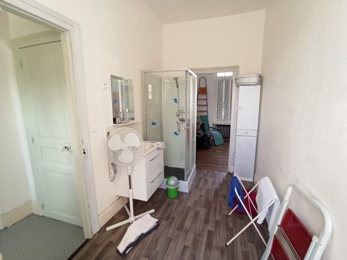 Appartement à louer, 4 pièces - Montluçon 03100