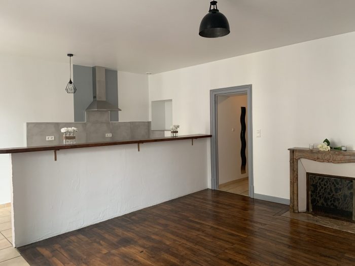 Appartement à louer, 2 pièces - Montluçon 03100