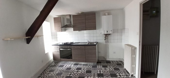 Appartement à louer, 5 pièces - Montluçon 03100