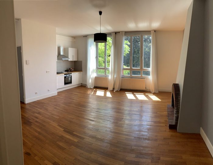 Appartement à louer, 3 pièces - Montluçon 03100