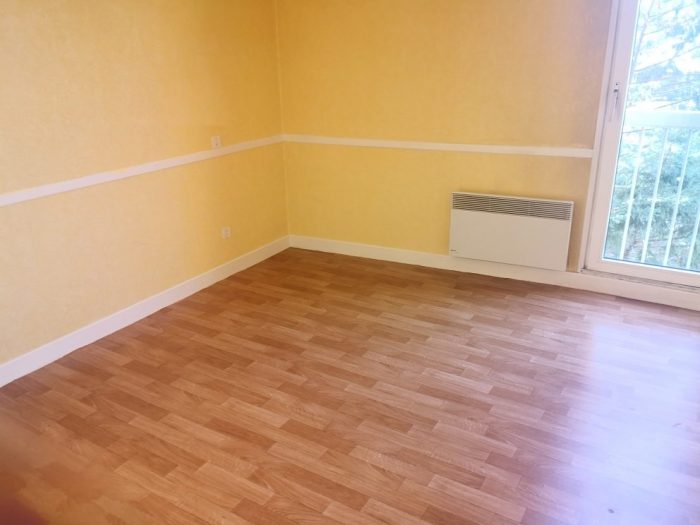 Appartement à vendre, 3 pièces - Montluçon 03100