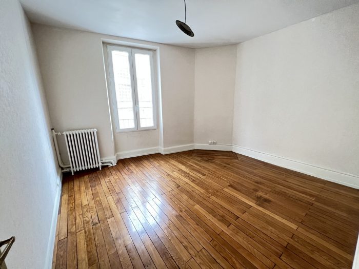 Appartement à vendre, 4 pièces - Montluçon 03100