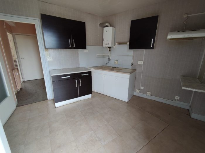 Appartement à vendre, 3 pièces - Montluçon 03100