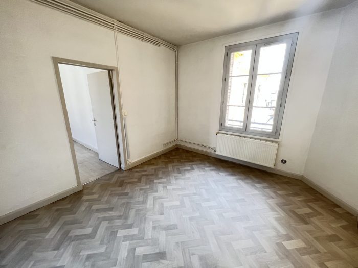 Appartement à vendre, 3 pièces - Montluçon 03100