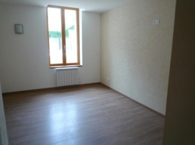 Immeuble à vendre, 240 m² - Montluçon 03100