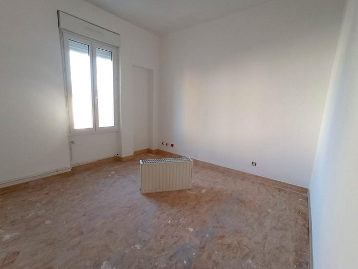 Immeuble à vendre, 195 m² - Montluçon 03100