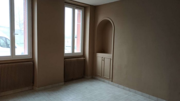 Immeuble à vendre, 190 m² - Montluçon 03100