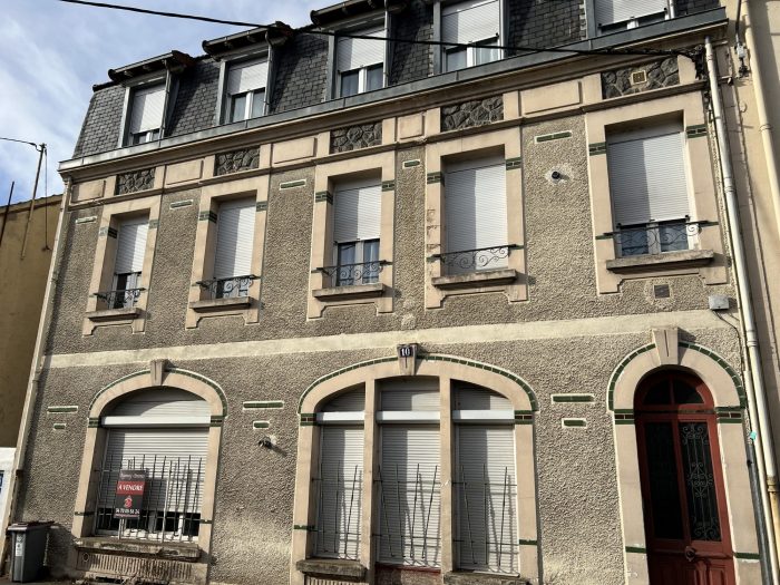 Immeuble à vendre, 250 m² - Montluçon 03100