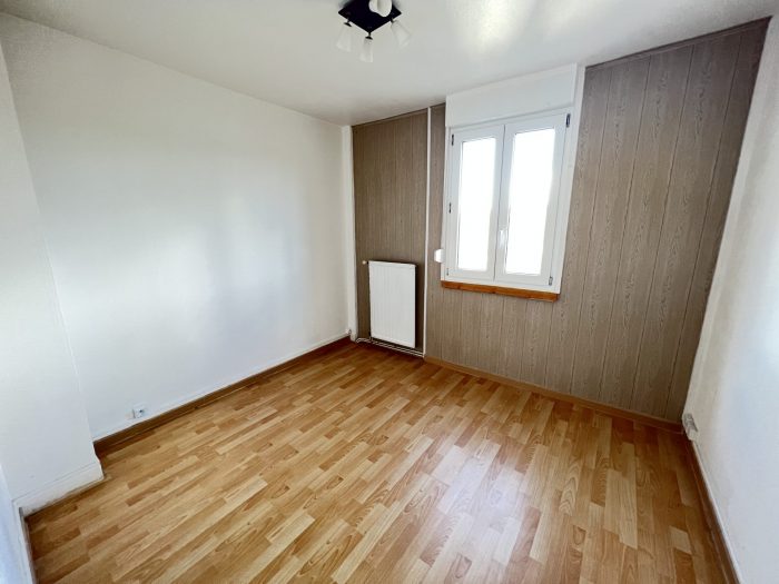 Immeuble à vendre, 110 m² - Montluçon 03100