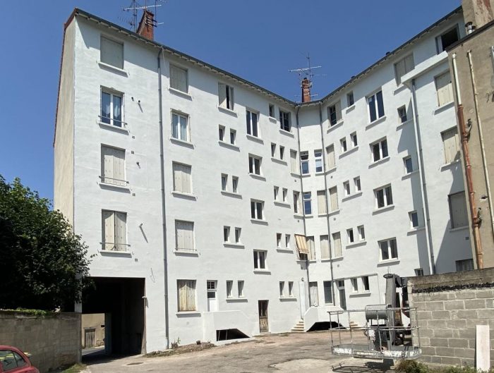 Immeuble à vendre, 1083 m² - Montluçon 03100