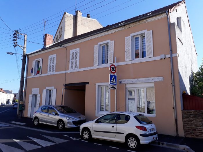Immeuble à vendre, 275 m² - Montluçon 03100