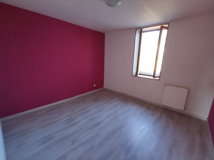 Maison plain-pied à vendre, 5 pièces - Montluçon 03100