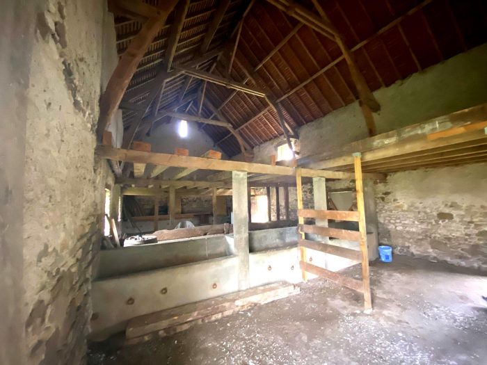 Ferme à vendre, 2 pièces - Reugny 03190