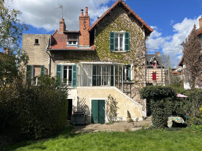 Maison individuelle à vendre, 4 pièces - Néris-les-Bains 03310