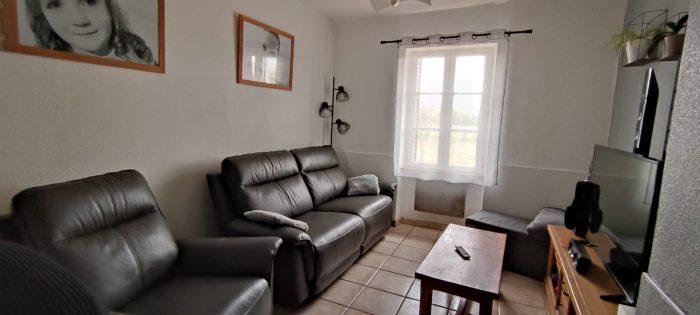 Maison mitoyenne 1 côté à vendre, 5 pièces - Montluçon 03100