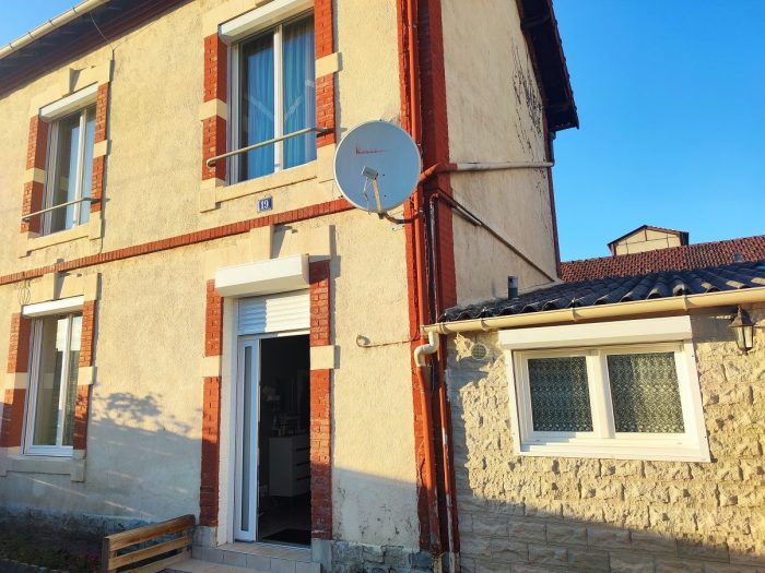 Maison mitoyenne 1 côté à vendre, 4 pièces - Montluçon 03100