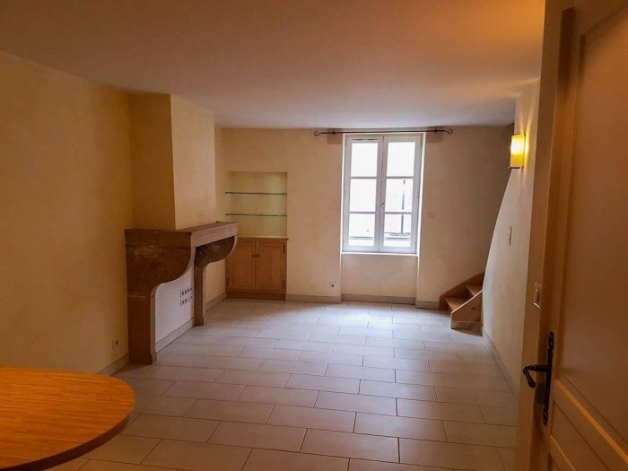 Immeuble à vendre, 97 m² - Cluny 71250