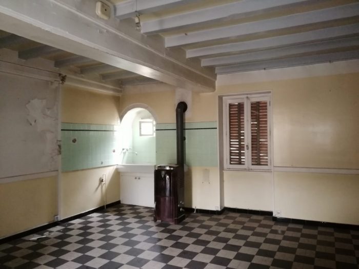 Maison ancienne à vendre, 5 pièces - Tournus 71700