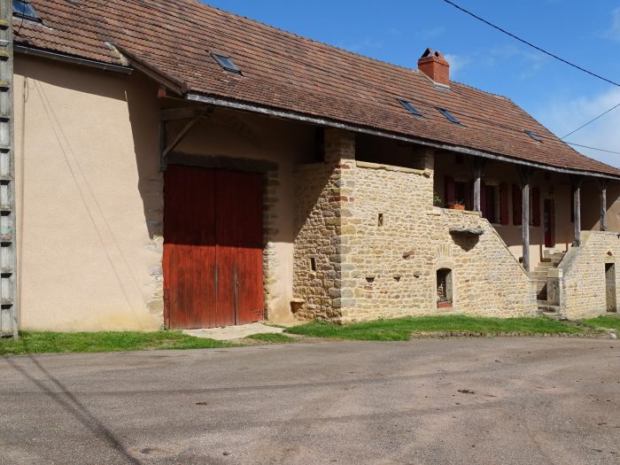 Maison ancienne à vendre, 6 pièces - Saint-Vincent-des-Prés 71250