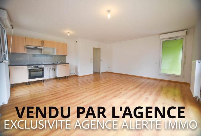 Appartement à vendre, 3 pièces - LILLE FIVES 59800