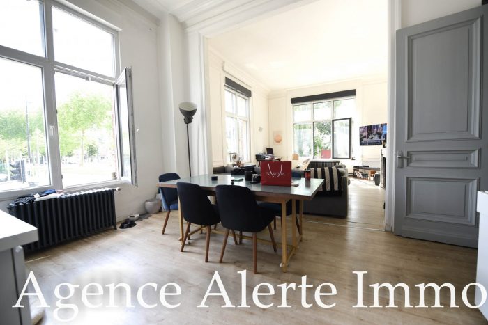 Immeuble à vendre, 274 m² - Tourcoing 59200