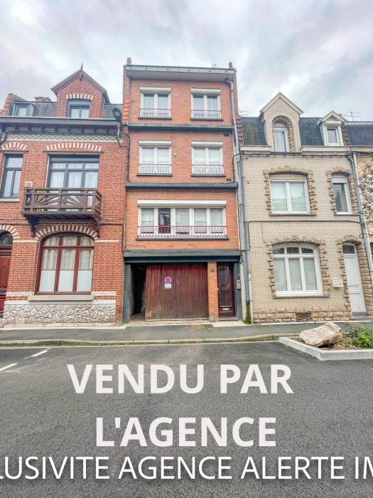 Immeuble à vendre, 85 m² - Lille 59000