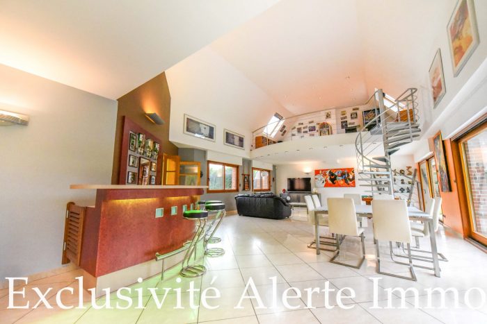 Maison individuelle à vendre, 10 pièces - Wattignies 59139