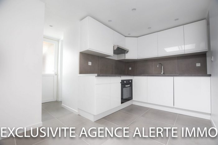 Maison à vendre, 4 pièces - Marcq-en-Barœul 59700