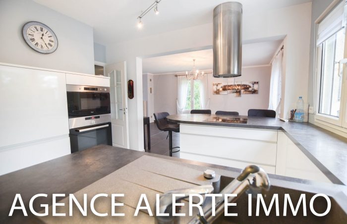 Maison mitoyenne 1 côté à vendre, 5 pièces - Wasquehal 59290